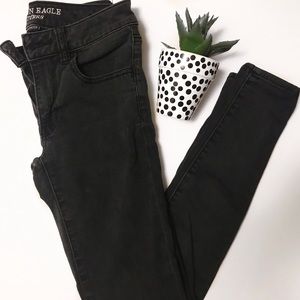 Black American Eagle Skinny Jeans/ Jeggings Size 2